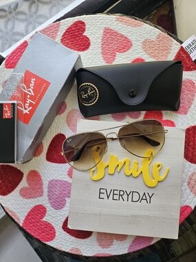 Ray-Ban Aviator Sunglasses - Gold Frames with Brown Gradient Lenses